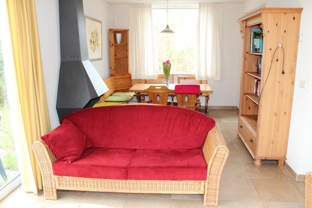 Bungalows - Bungalowpark Mooyeveld - Uniek Gelegen In De Duinen! Эгмонд-Биннен Номер фото